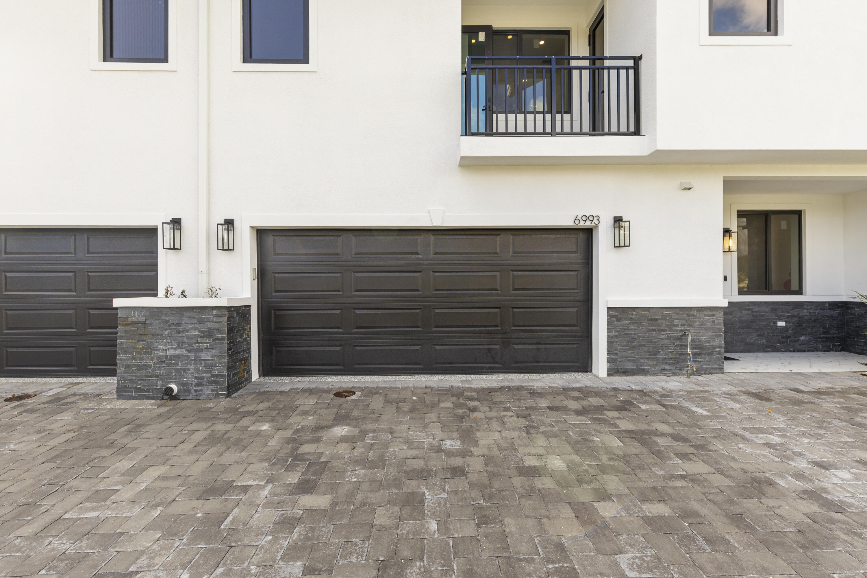 PALM-AIRE VILLAGE 3RD SEC ADDN 7 - Residential