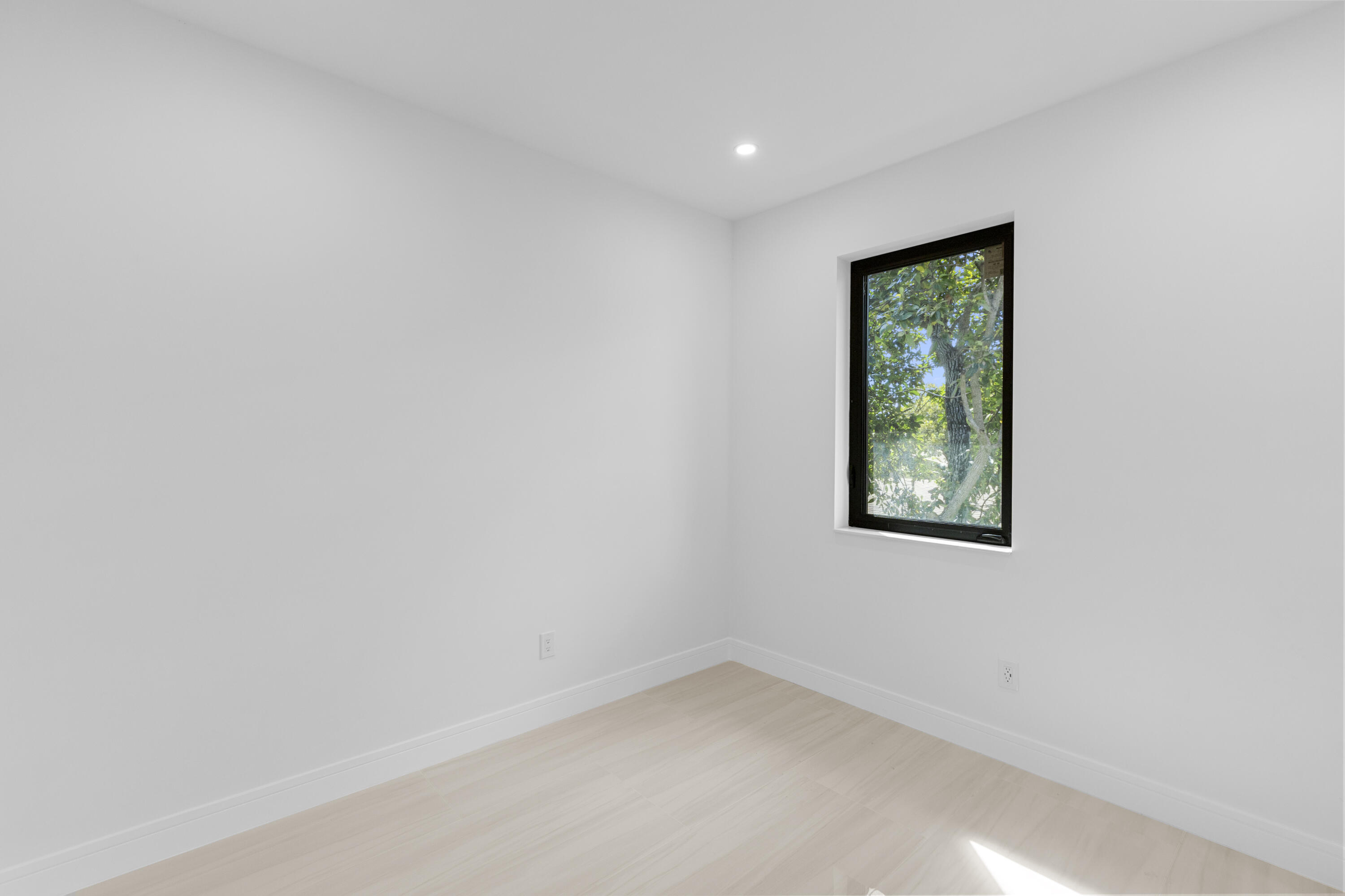 PALM-AIRE VILLAGE 3RD SEC ADDN 7 - Residential