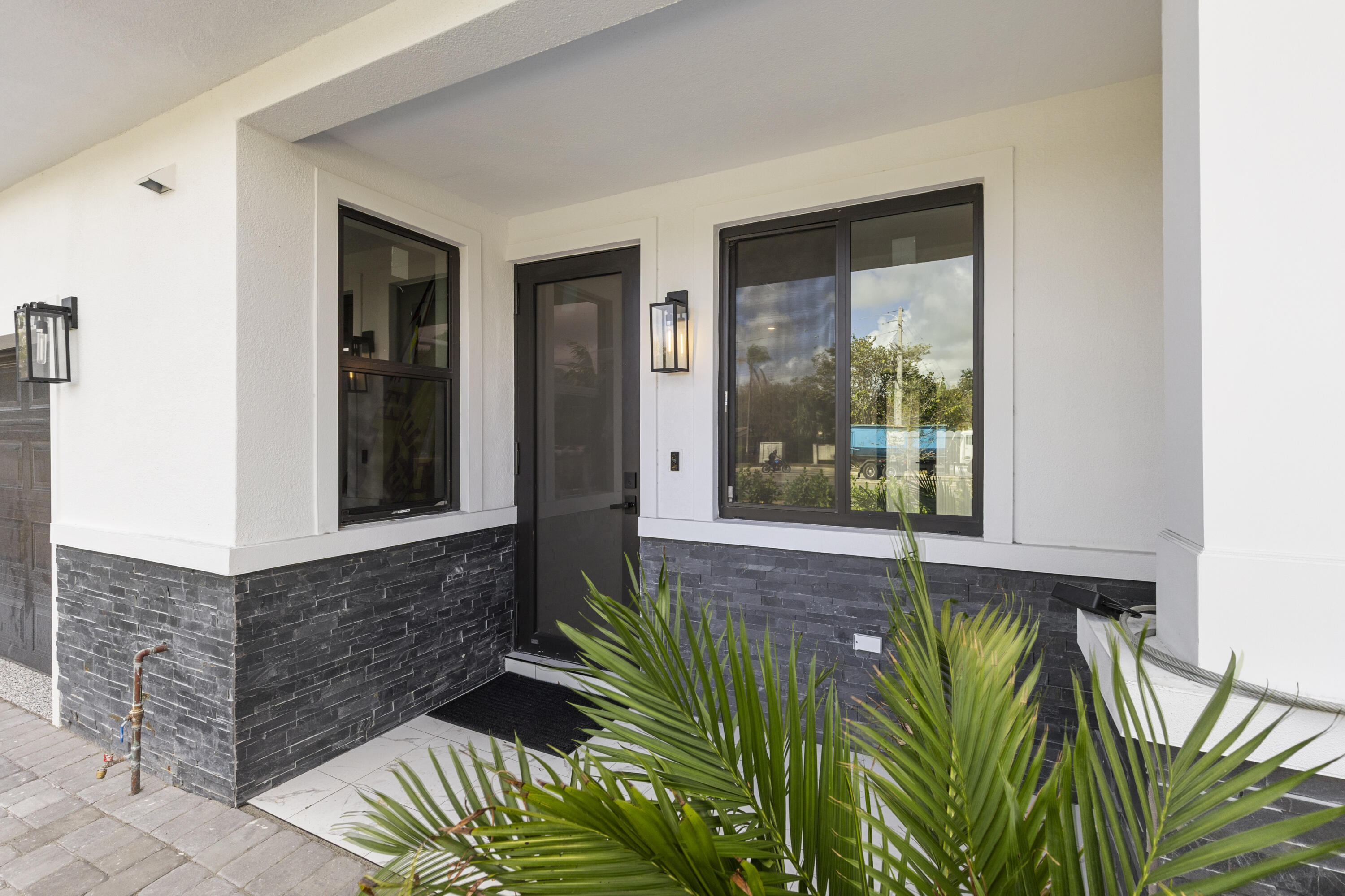 PALM-AIRE VILLAGE 3RD SEC ADDN 7 - Residential