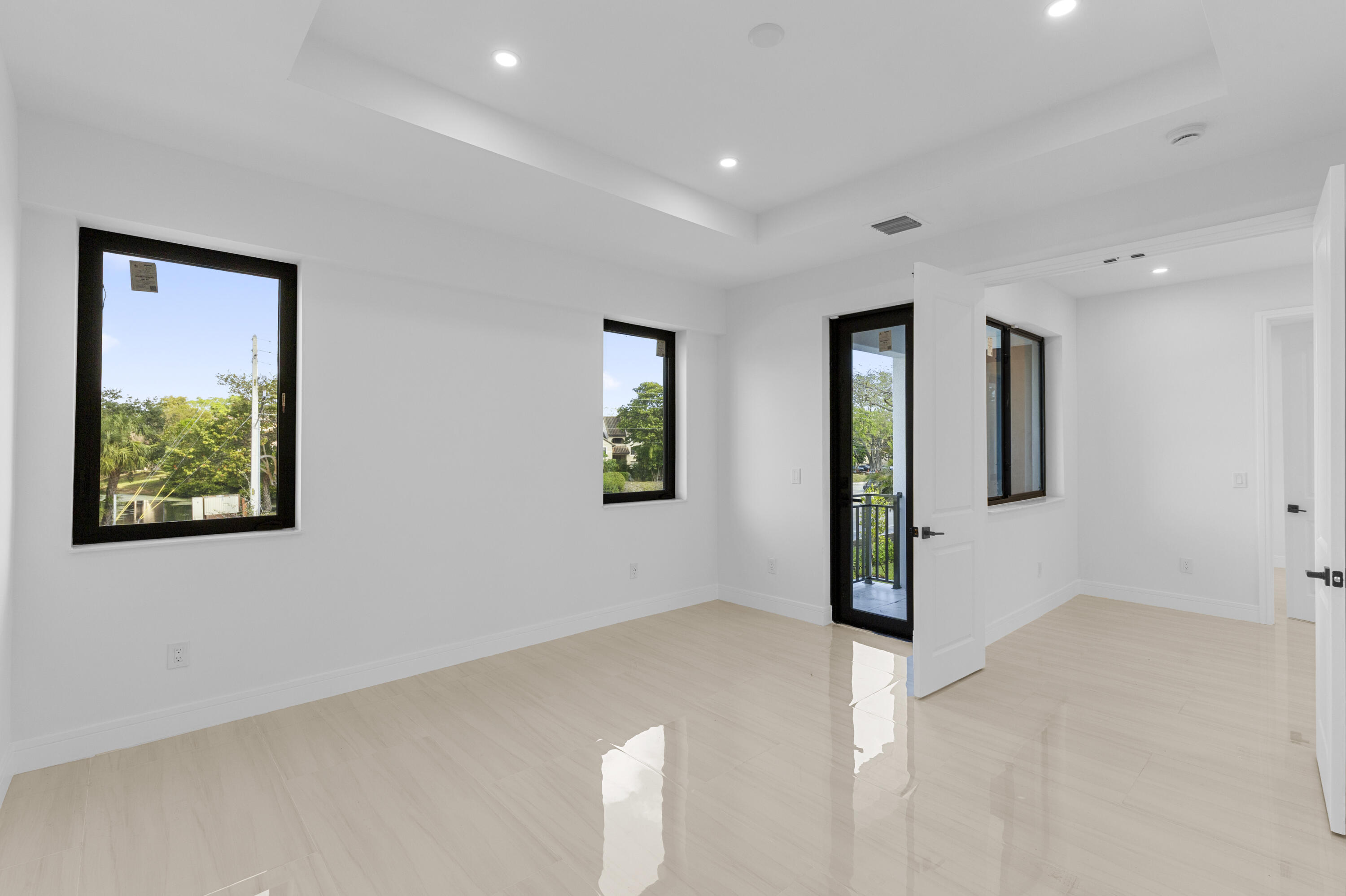 PALM-AIRE VILLAGE 3RD SEC ADDN 7 - Residential