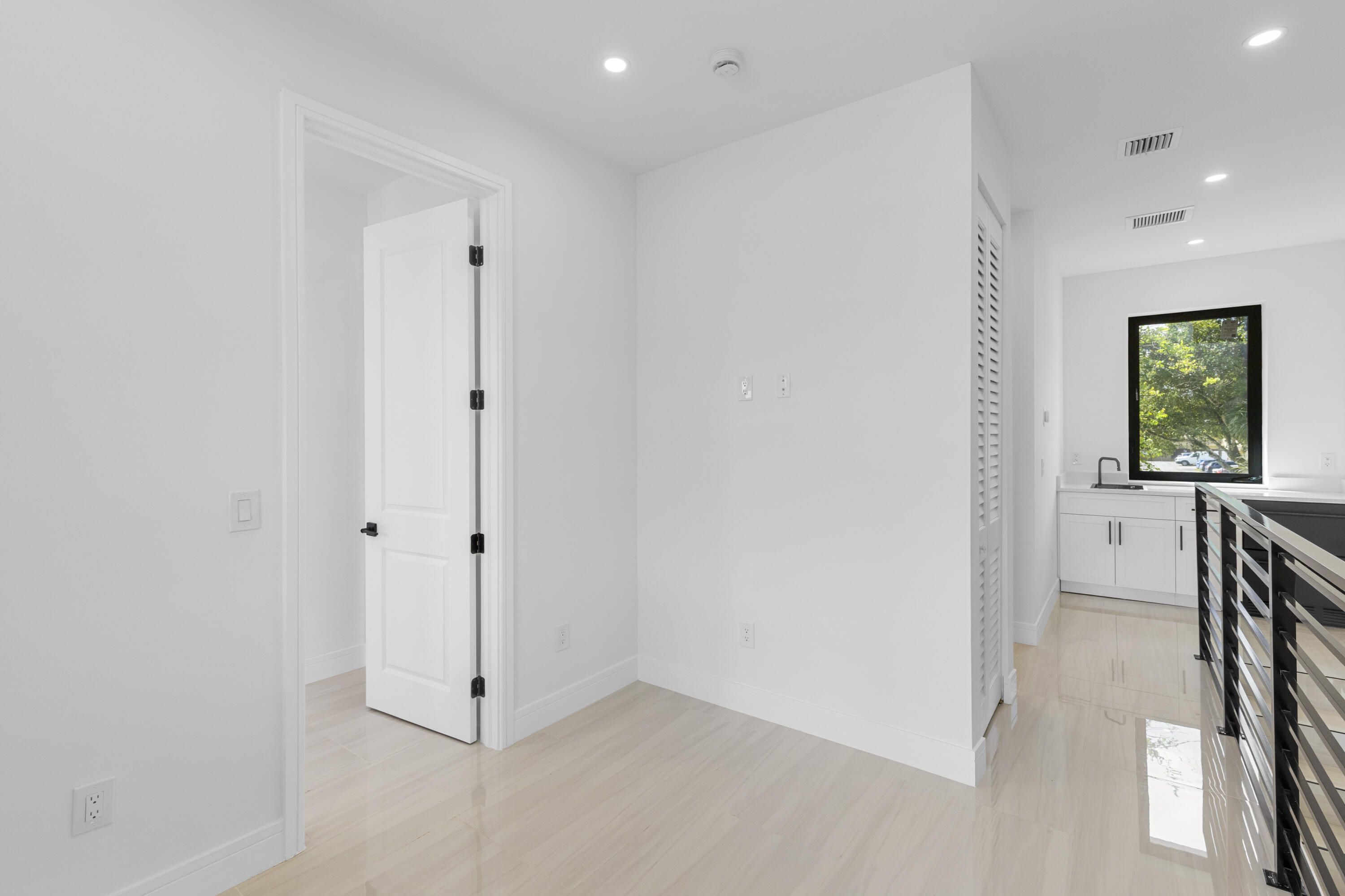 PALM-AIRE VILLAGE 3RD SEC ADDN 7 - Residential