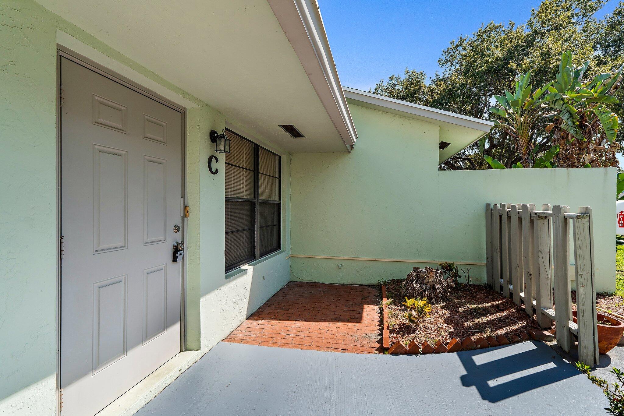 JUPITER LAKES VILLAS CONDO I AND II - Residential Lease