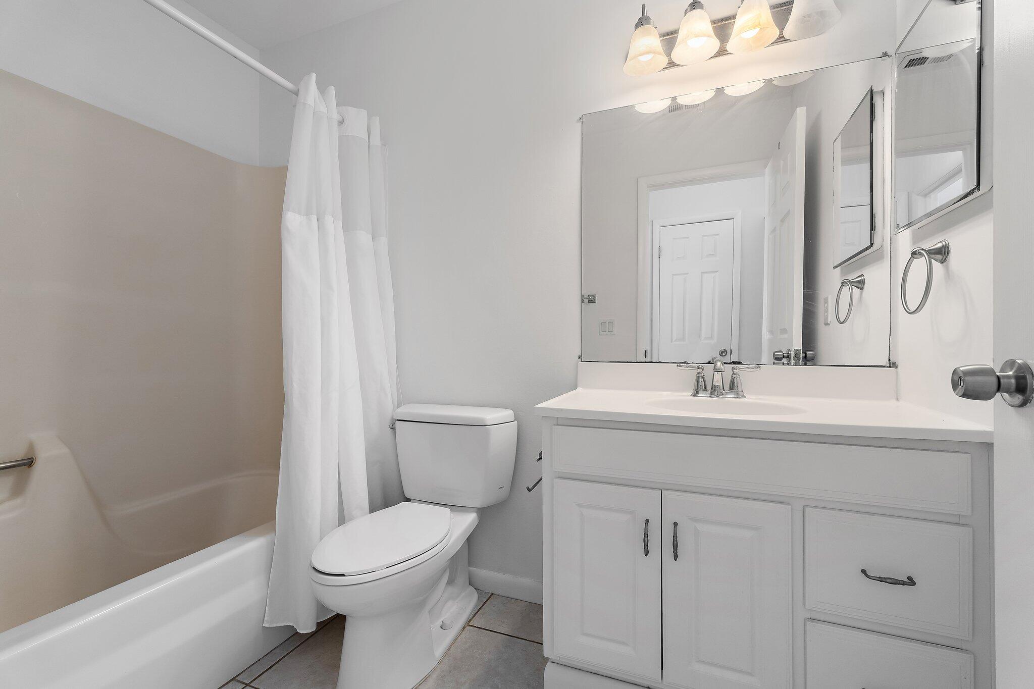 JUPITER LAKES VILLAS CONDO I AND II - Residential Lease