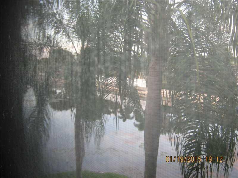 Courtyard at Coral Gate - Residential