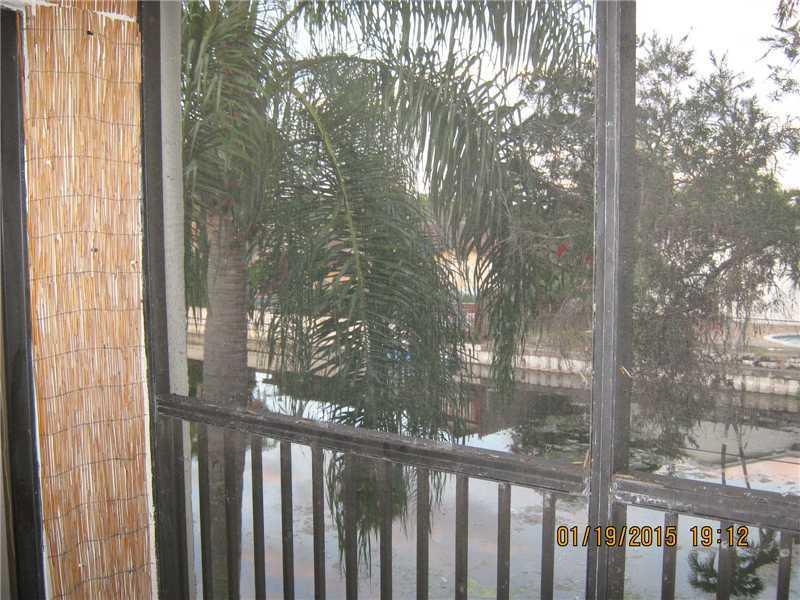 Courtyard at Coral Gate - Residential