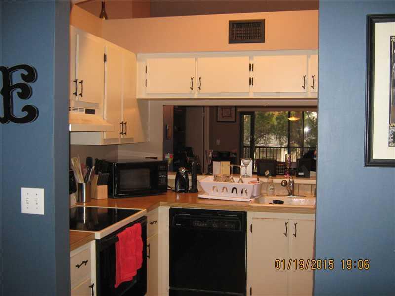 Courtyard at Coral Gate - Residential