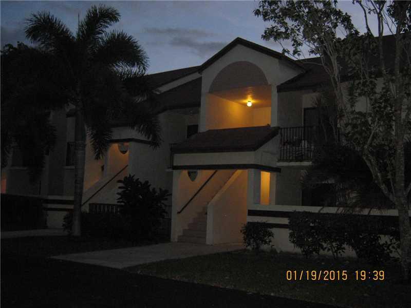Courtyard at Coral Gate - Residential