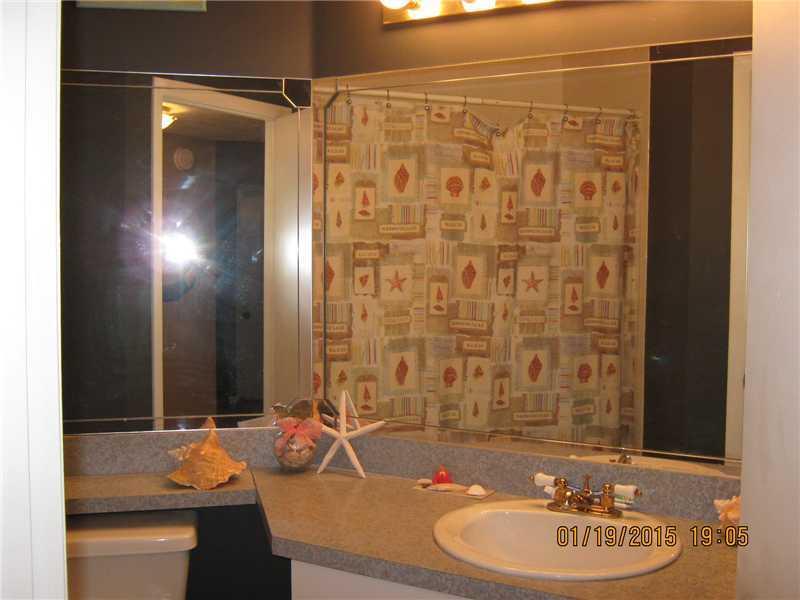 Courtyard at Coral Gate - Residential