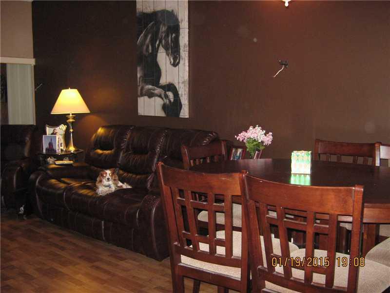 Courtyard at Coral Gate - Residential