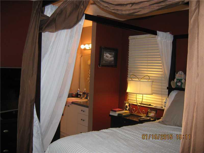 Courtyard at Coral Gate - Residential