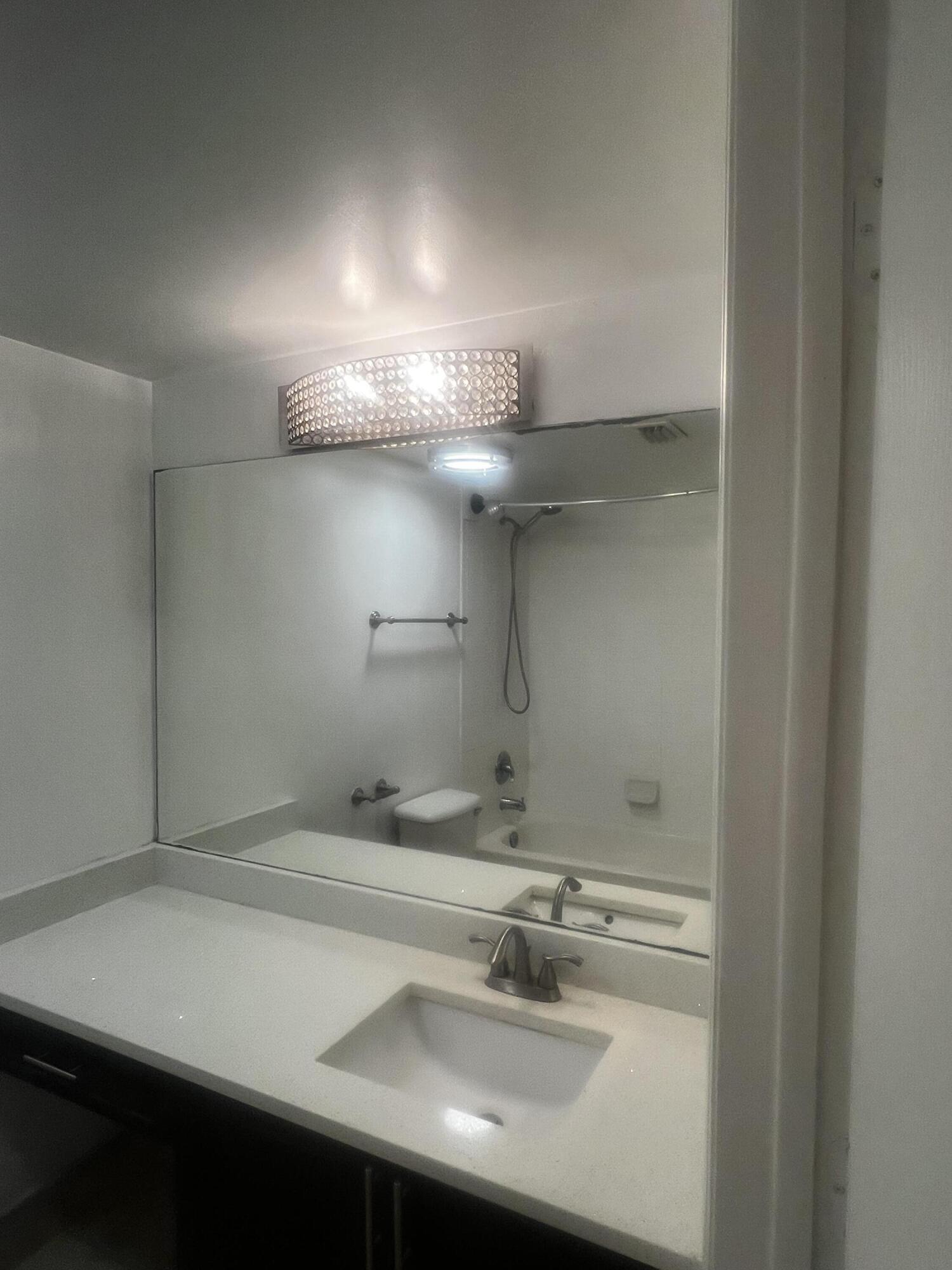 GRAND ISLES CONDO - Residential Lease