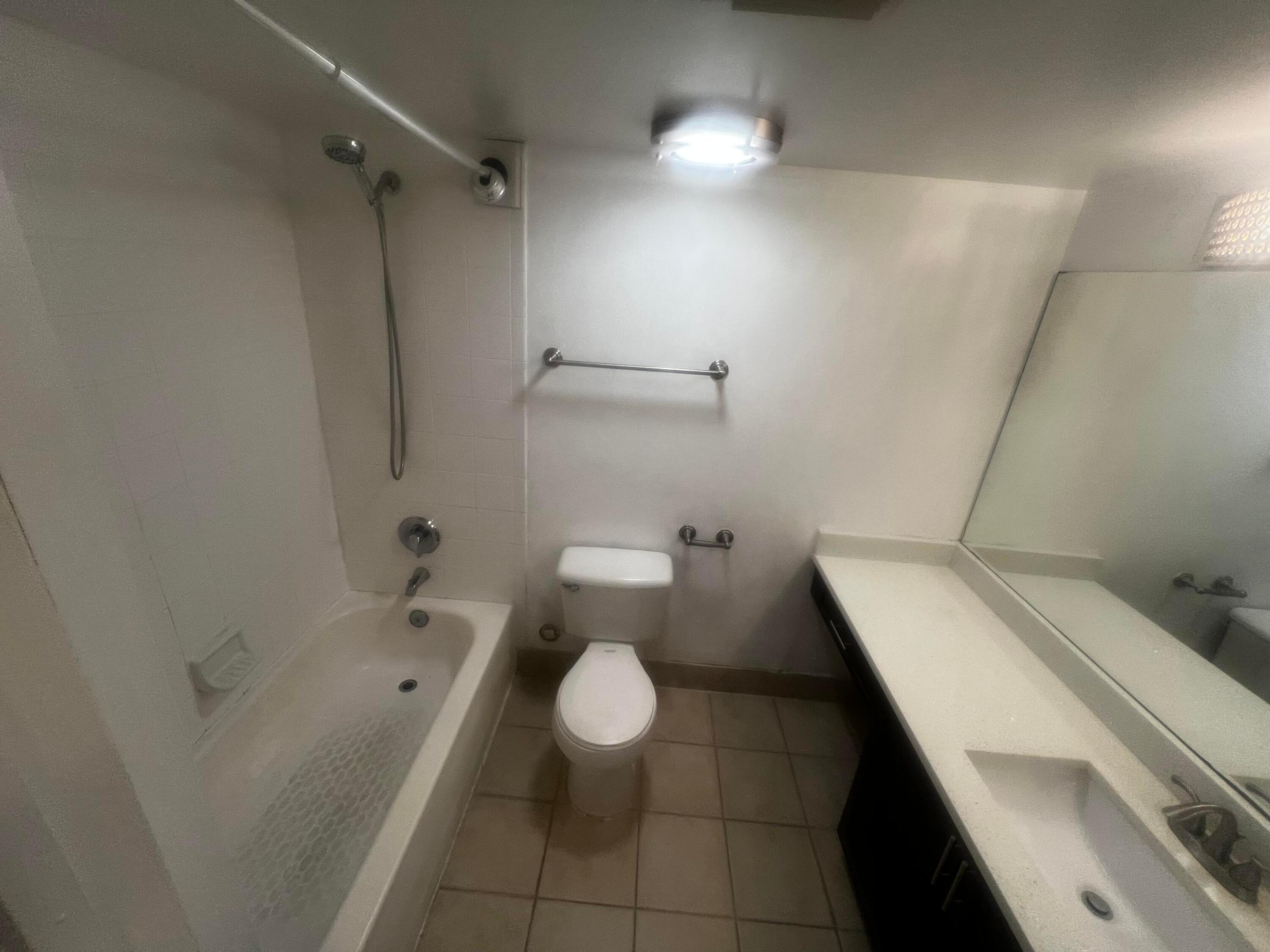GRAND ISLES CONDO - Residential Lease