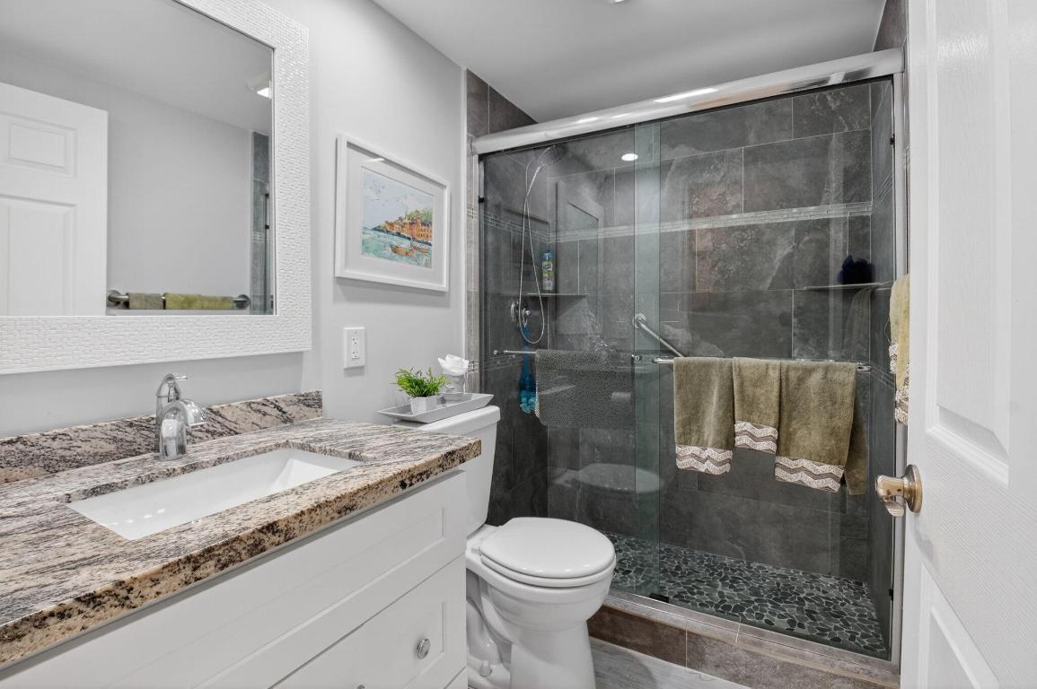 KINGS POINT CAPRI CONDOS - Residential