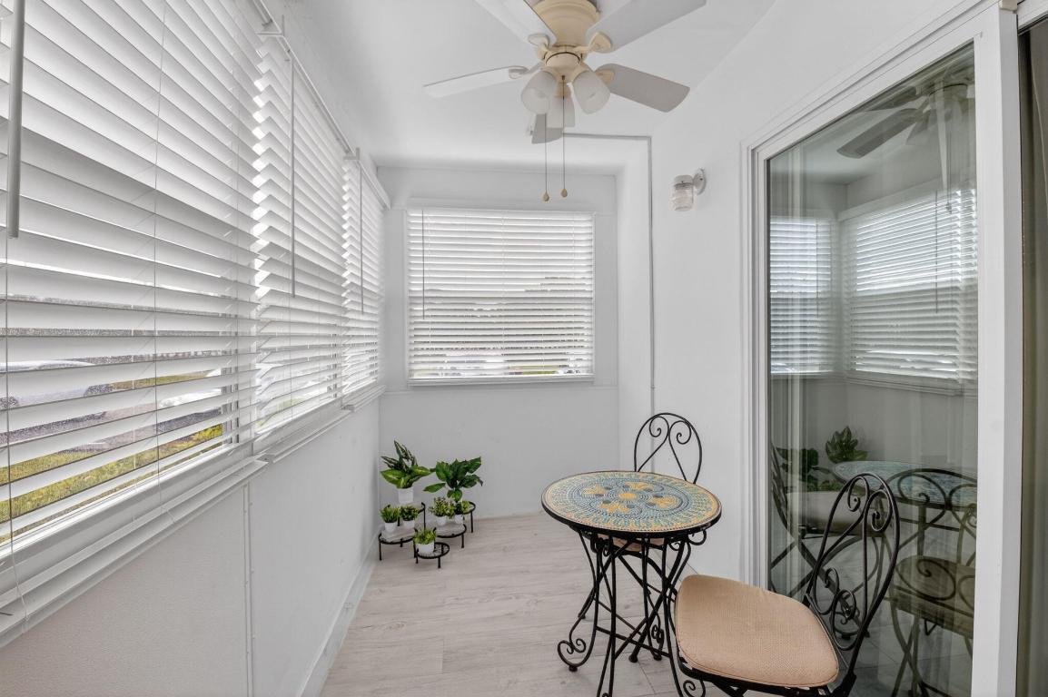 KINGS POINT CAPRI CONDOS - Residential