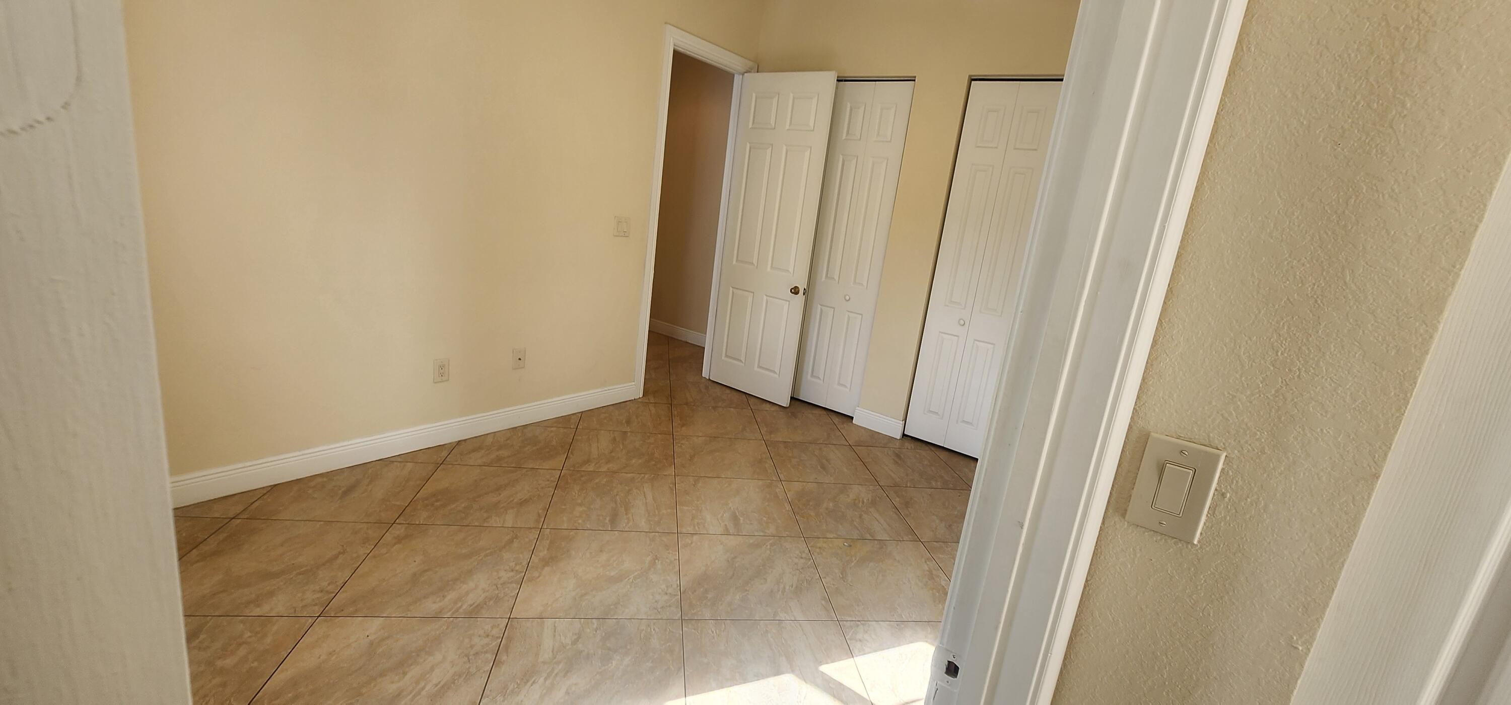 West Palm Beach / Loxahatchee / The Acreage - Residential Lease