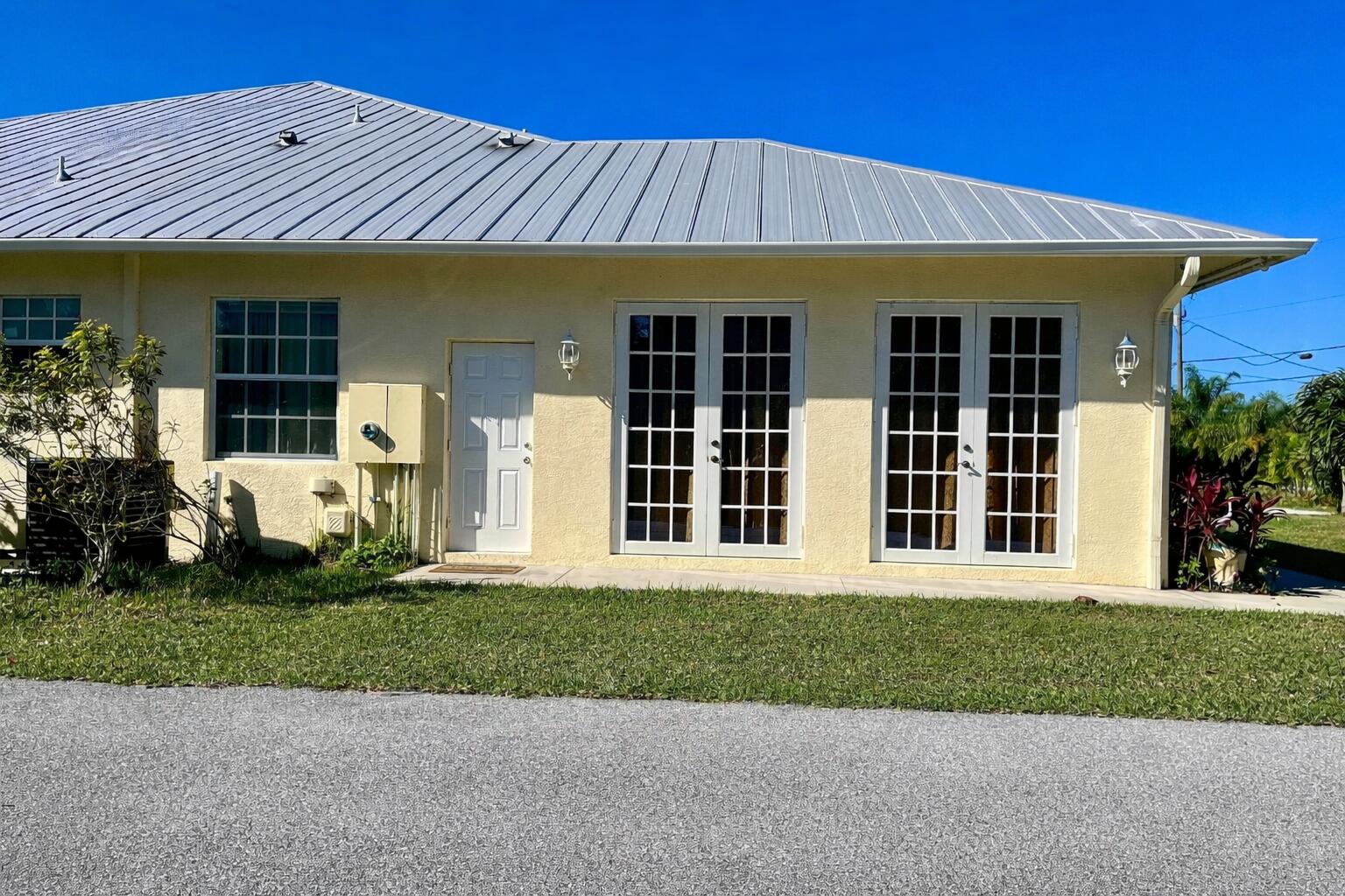 West Palm Beach / Loxahatchee / The Acreage - Residential Lease