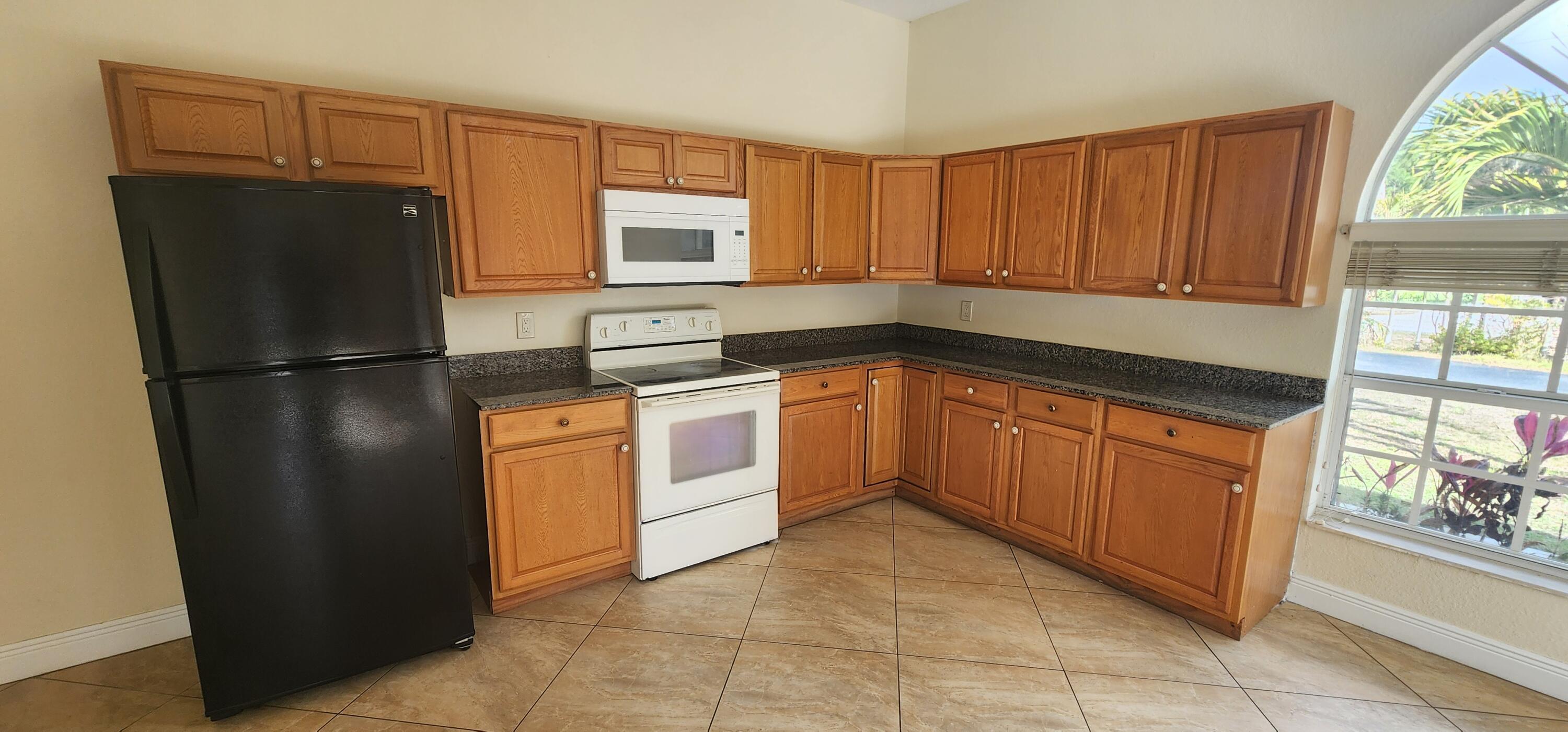 West Palm Beach / Loxahatchee / The Acreage - Residential Lease