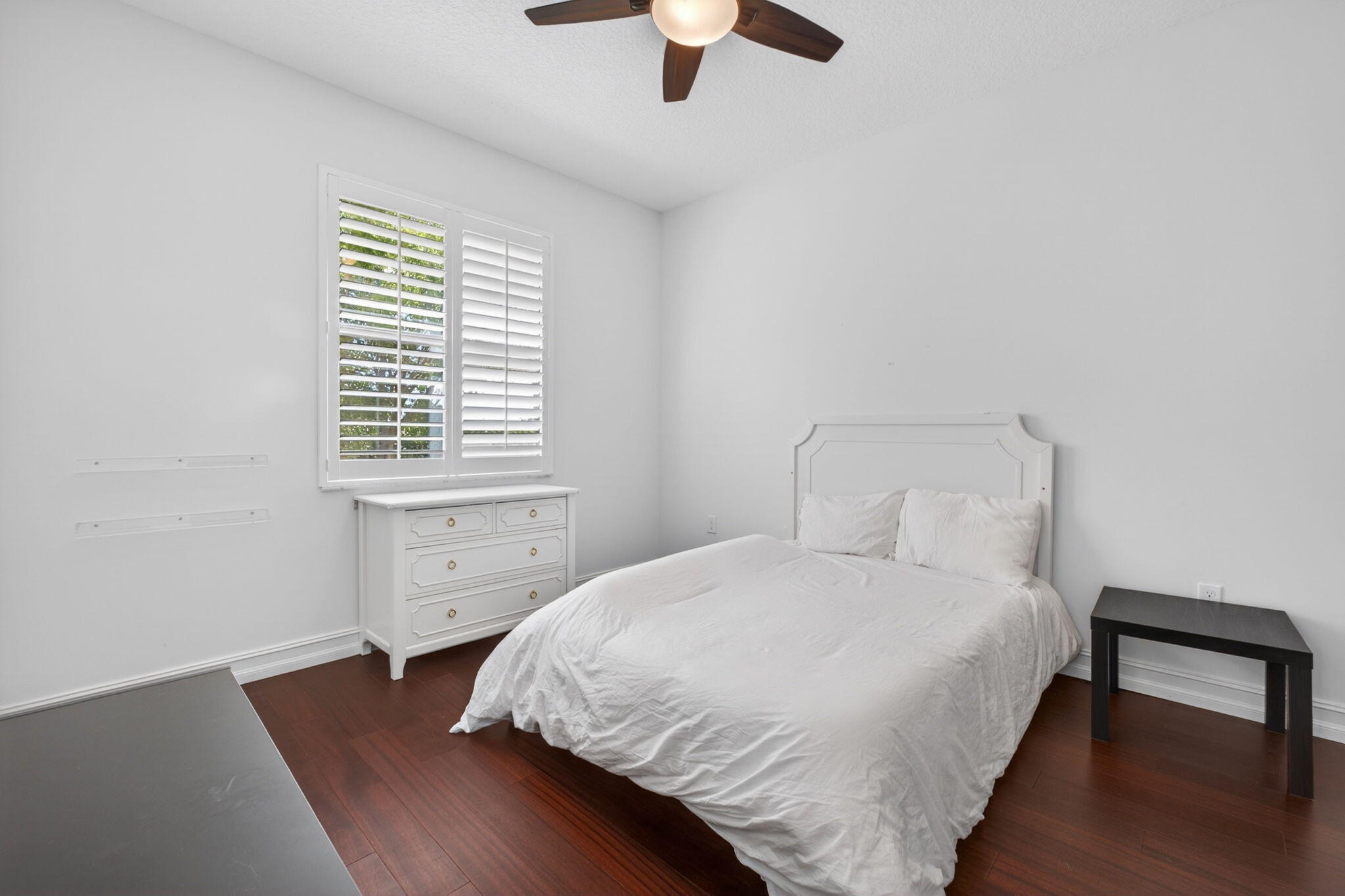 ATLANTIC COMMONS PL 5 - Residential Lease