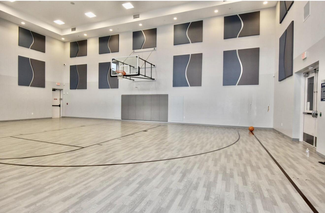 ATLANTIC COMMONS PL 5 - Residential Lease