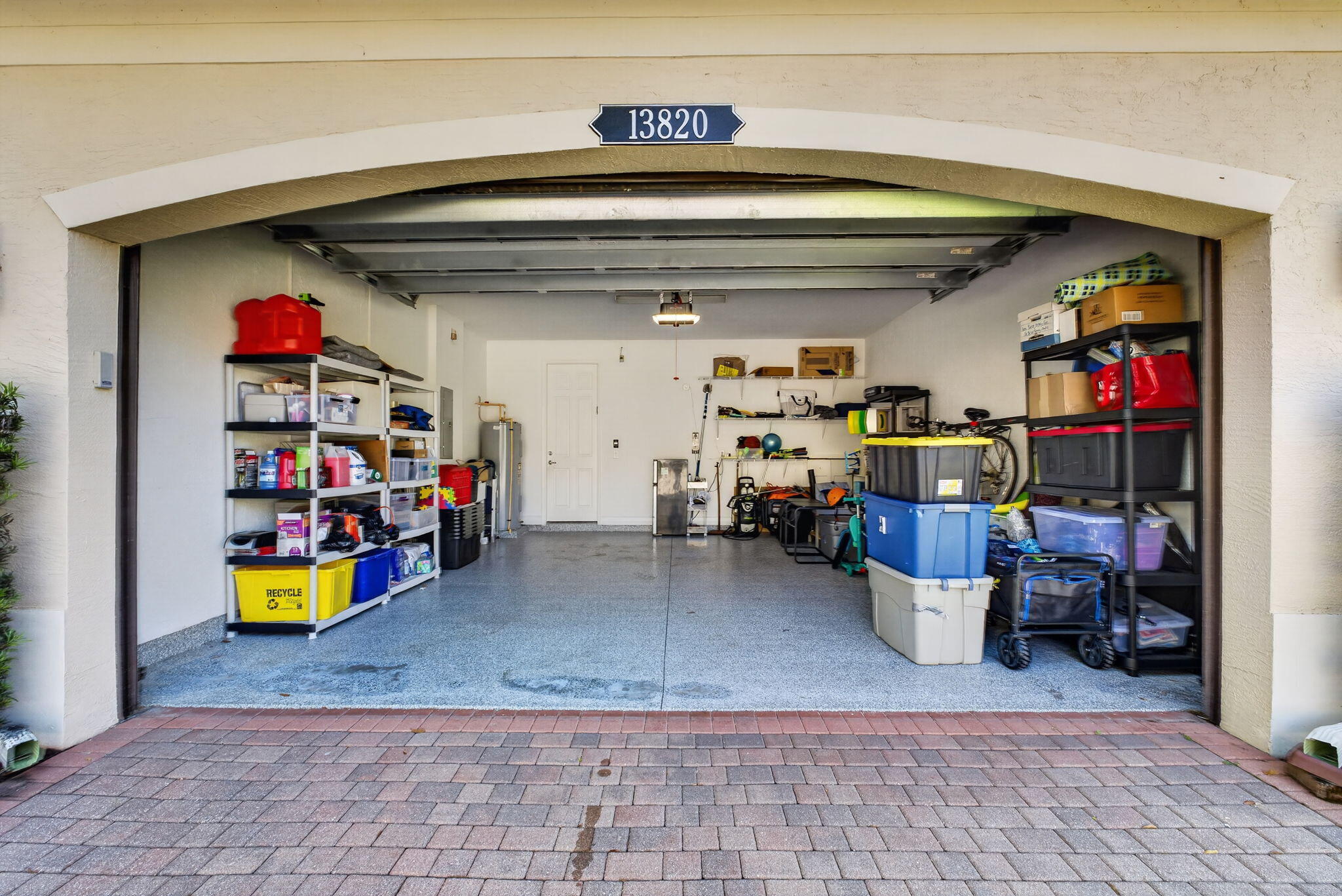ATLANTIC COMMONS PL 5 - Residential Lease