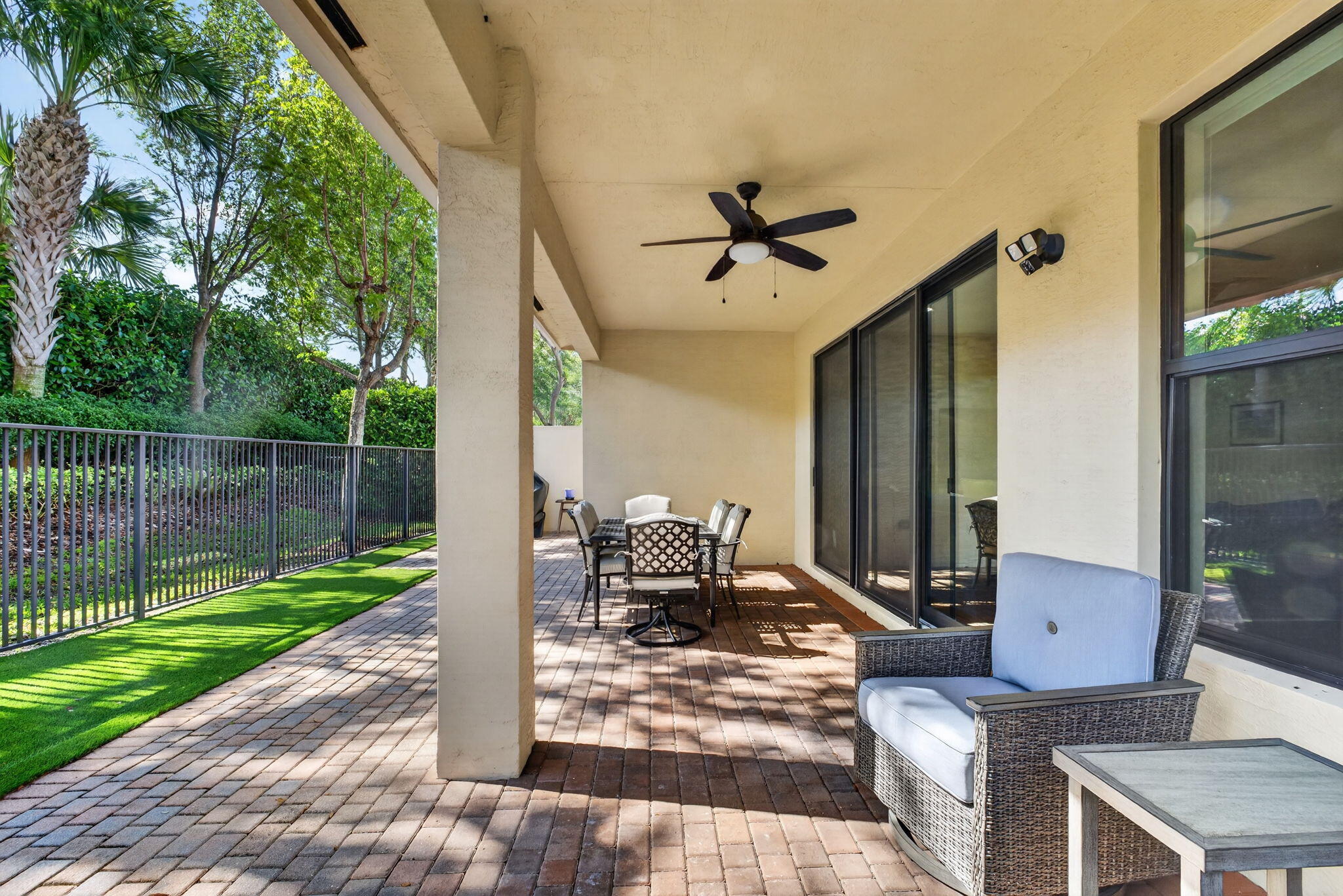 ATLANTIC COMMONS PL 5 - Residential Lease