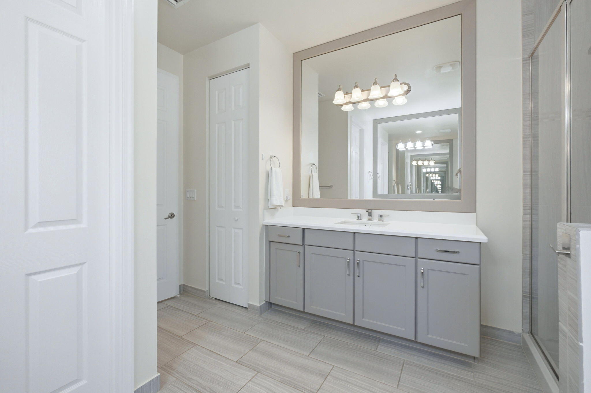 ATLANTIC COMMONS PL 5 - Residential Lease