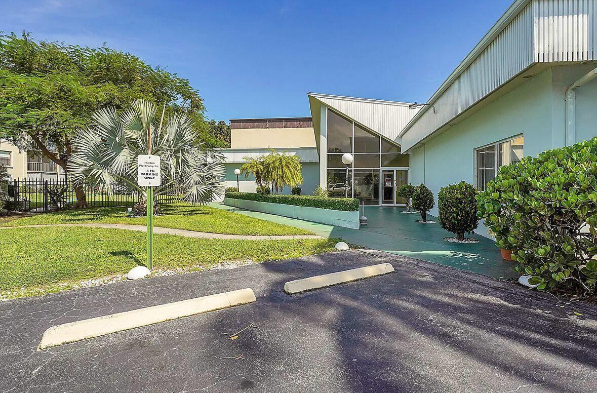 WATERWAY CLUB - Residential Lease