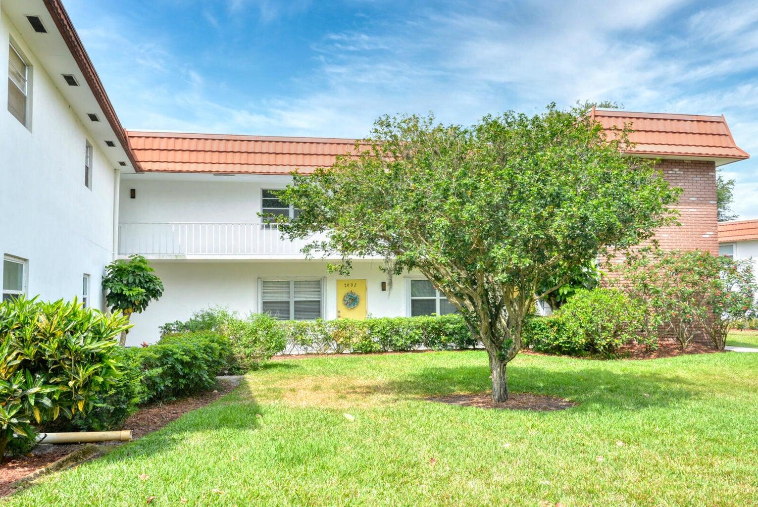 VISTA DEL LAGO CONDO - Residential Lease