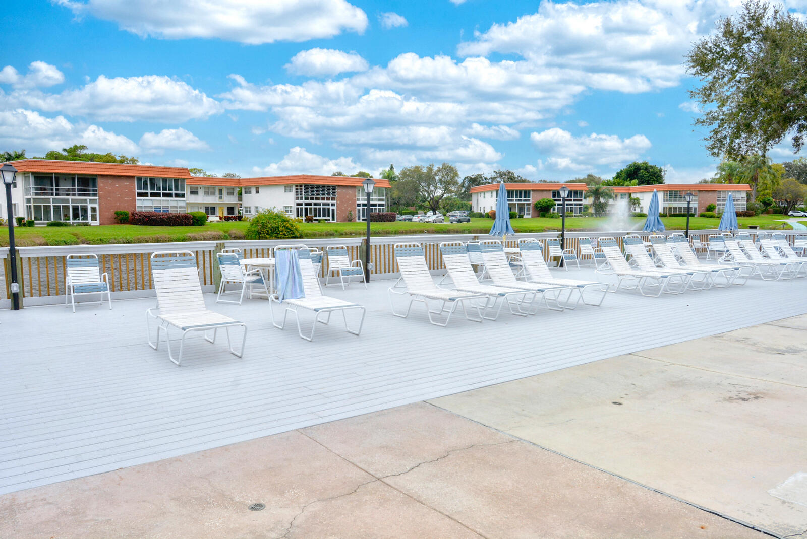 VISTA DEL LAGO CONDO - Residential Lease