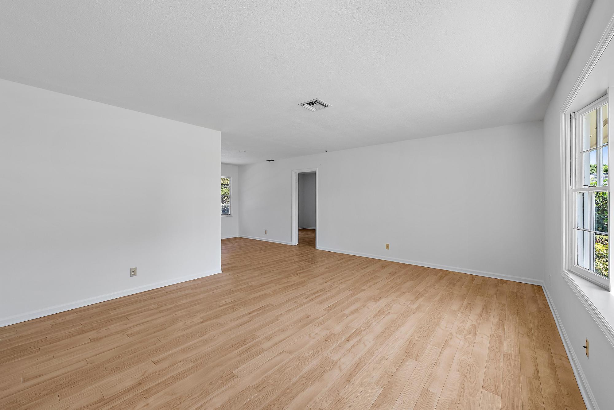 19927 Hibiscus Drive
