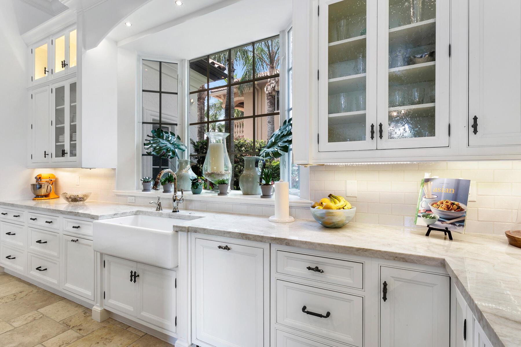 HARBOUR ISLES - Residential