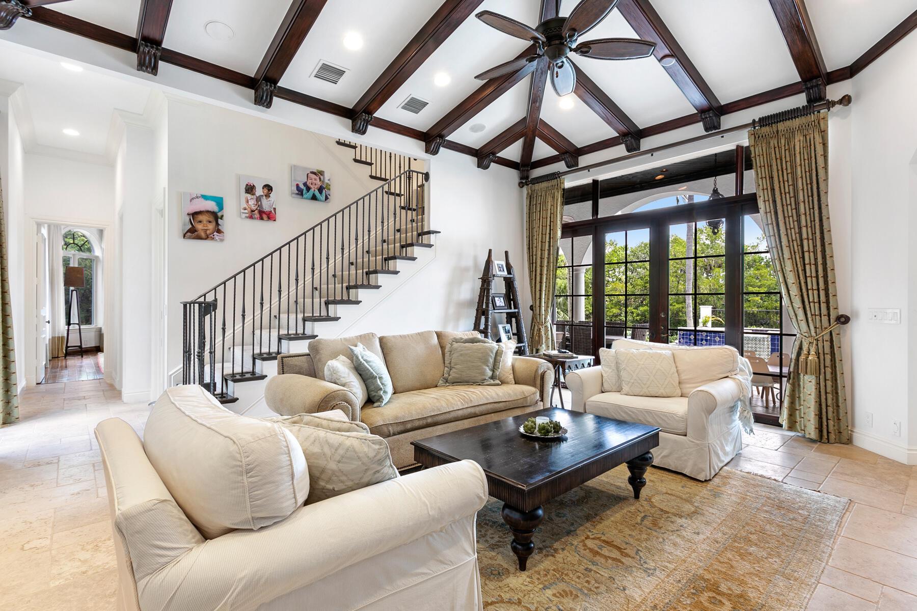 HARBOUR ISLES - Residential