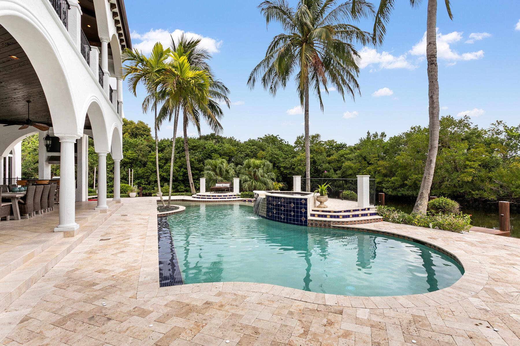 HARBOUR ISLES - Residential