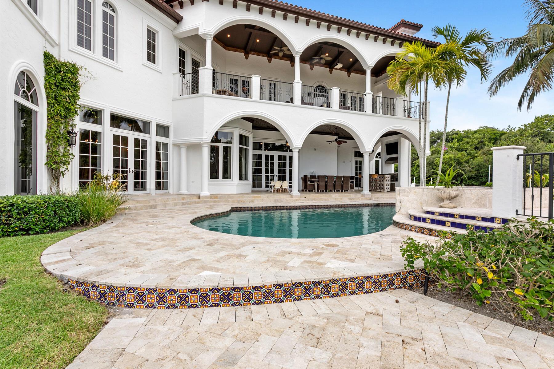 HARBOUR ISLES - Residential