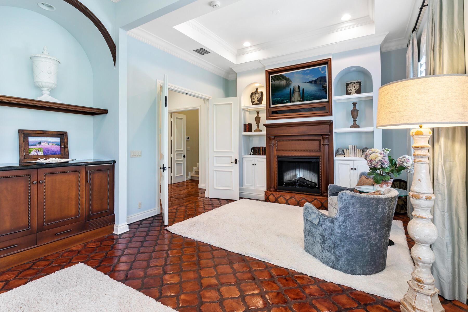 HARBOUR ISLES - Residential