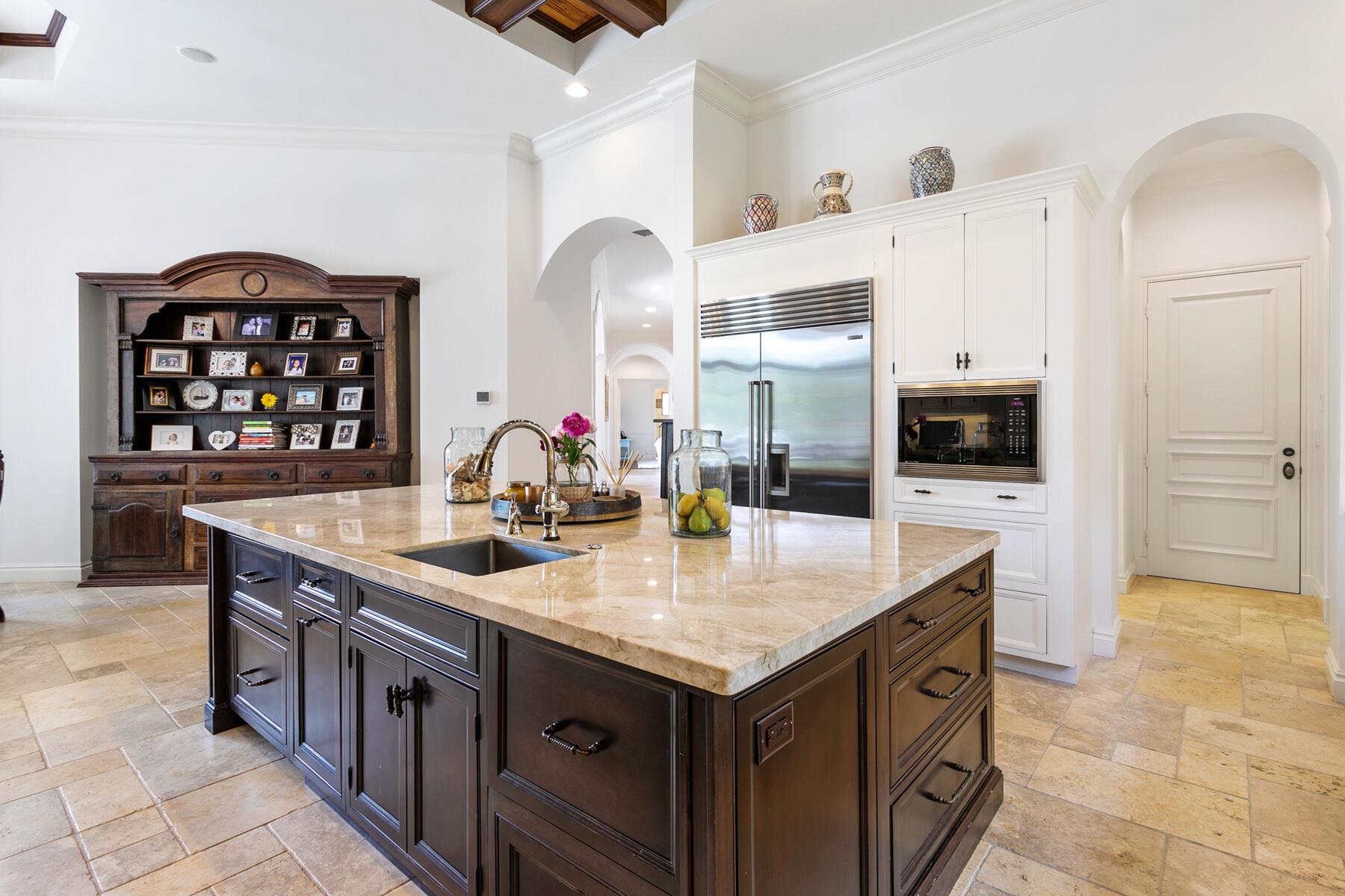 HARBOUR ISLES - Residential