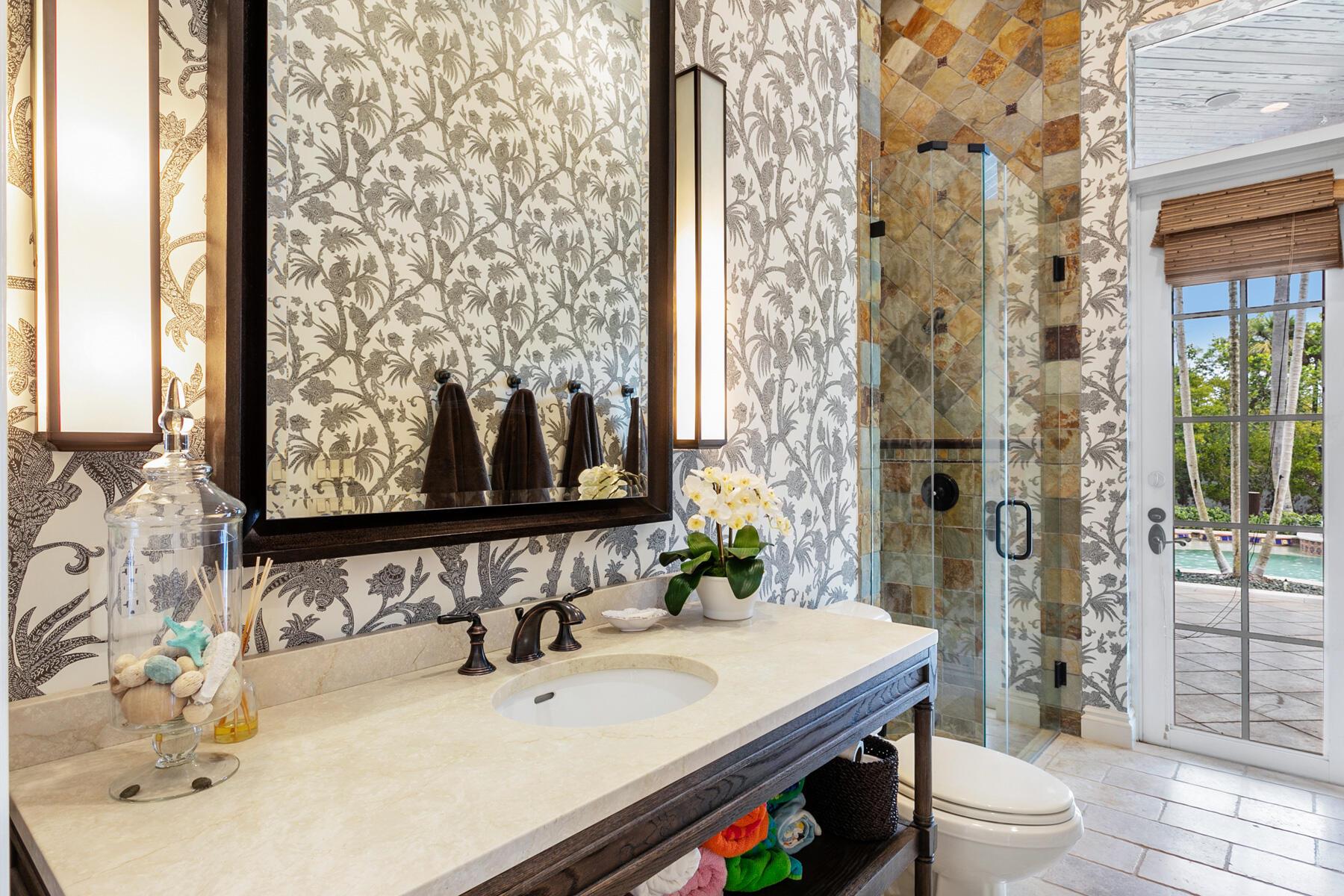 HARBOUR ISLES - Residential