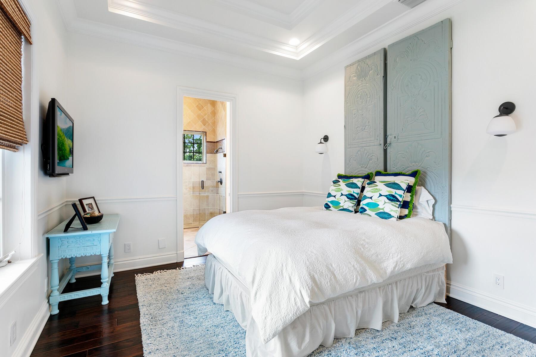 HARBOUR ISLES - Residential