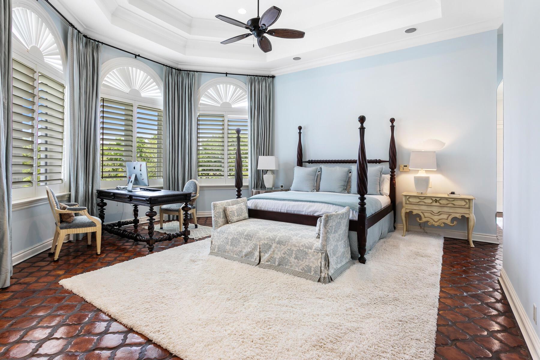 HARBOUR ISLES - Residential