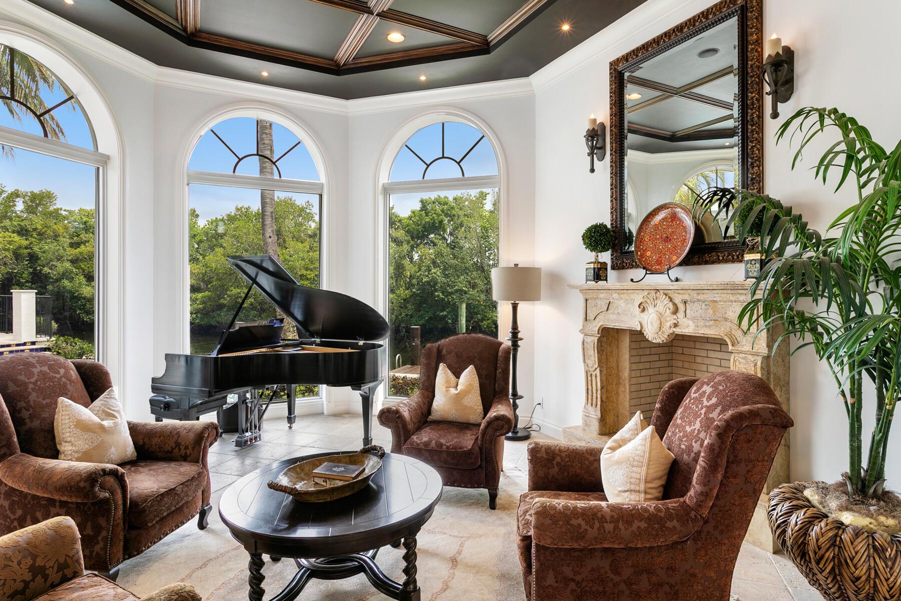 HARBOUR ISLES - Residential