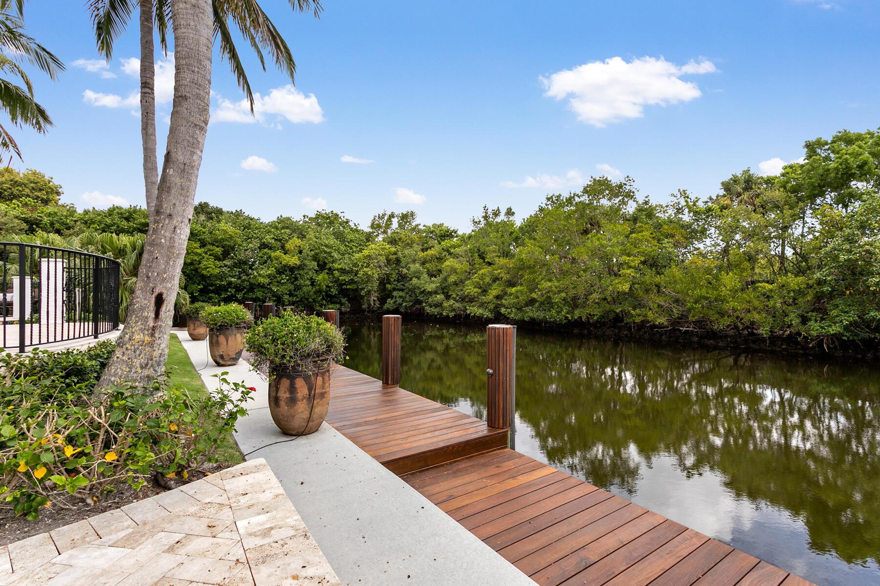 HARBOUR ISLES - Residential