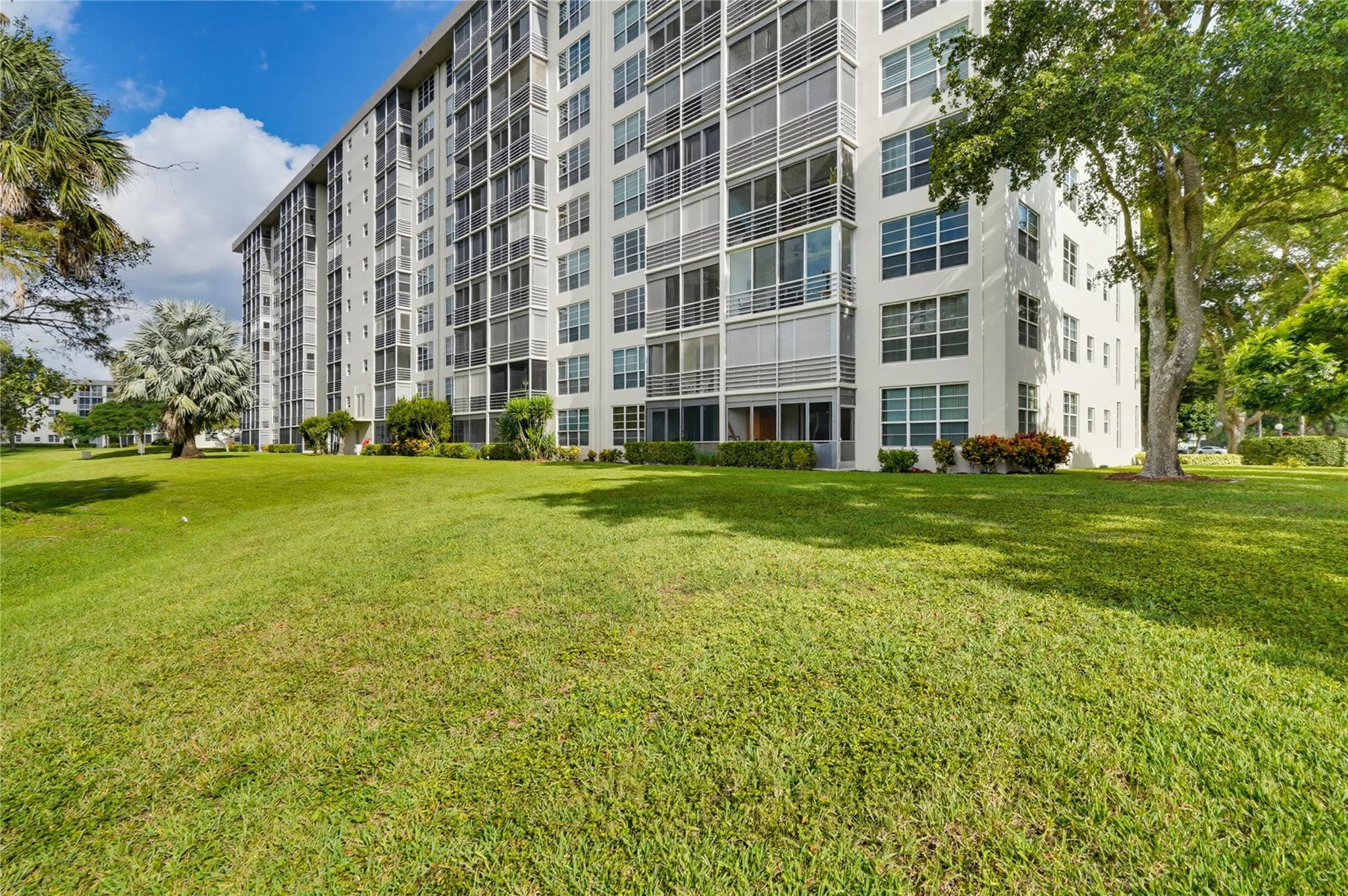 Palm Aire Country Club - Residential