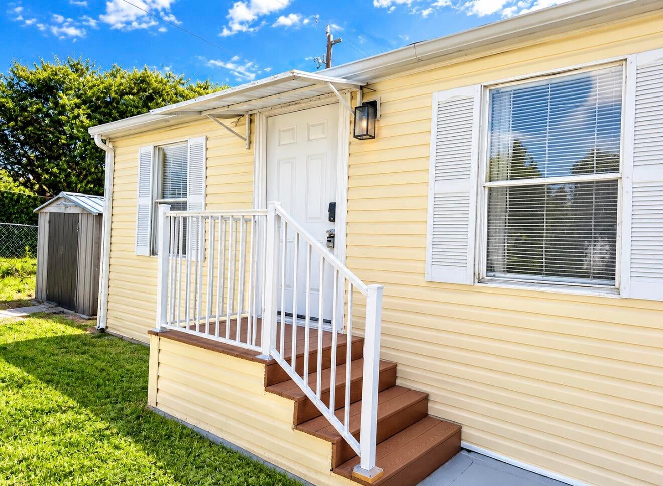 76 Plantation Boulevard
