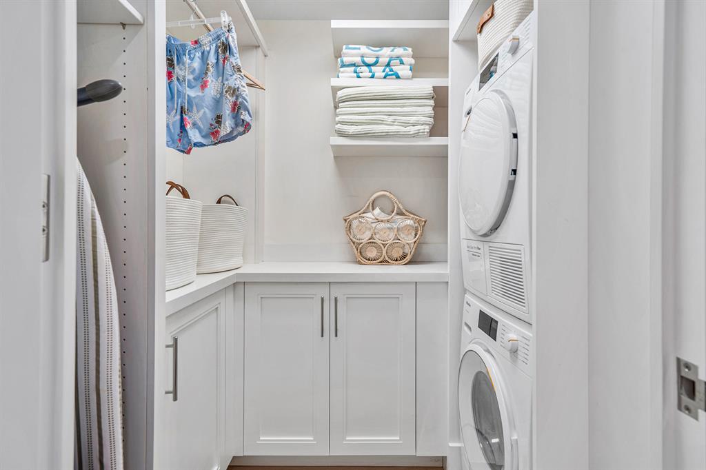 WINTHROP HOUSE CONDO - Residential