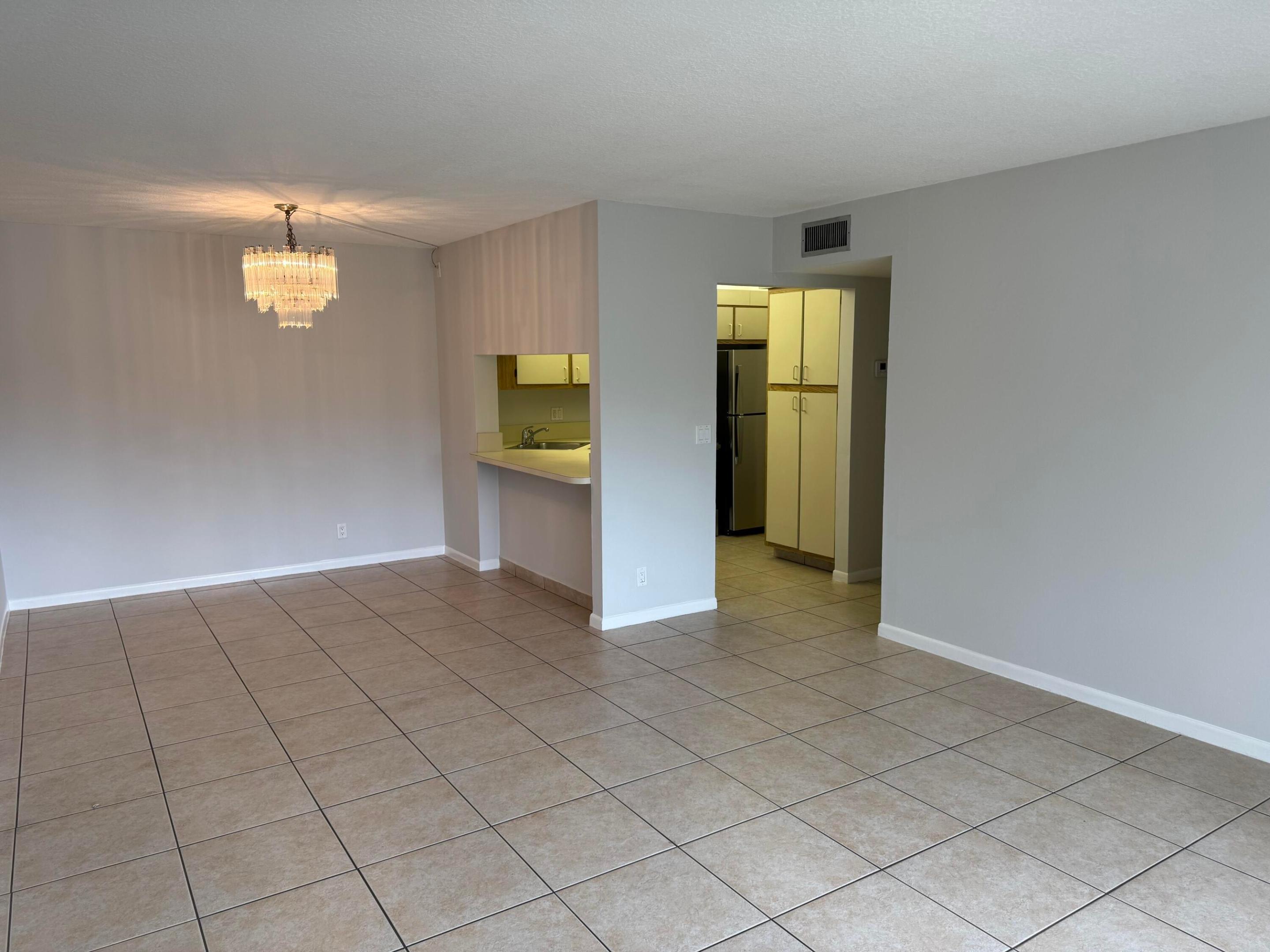 PALM CLUB VILLAGE II CONDO - Residential Lease