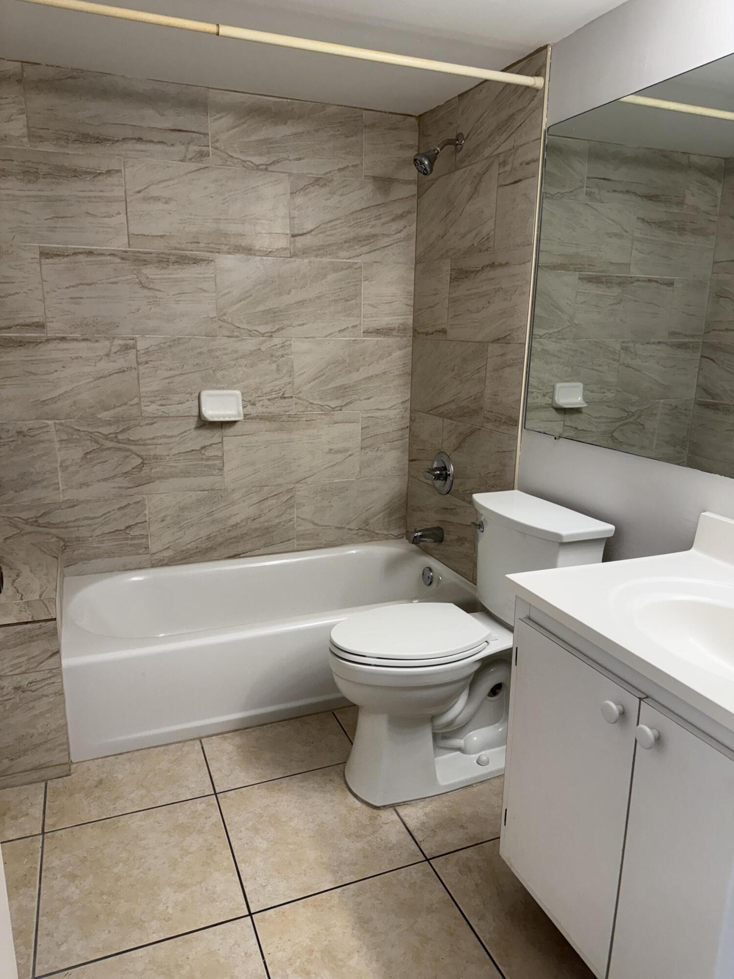 PALM CLUB VILLAGE II CONDO - Residential Lease