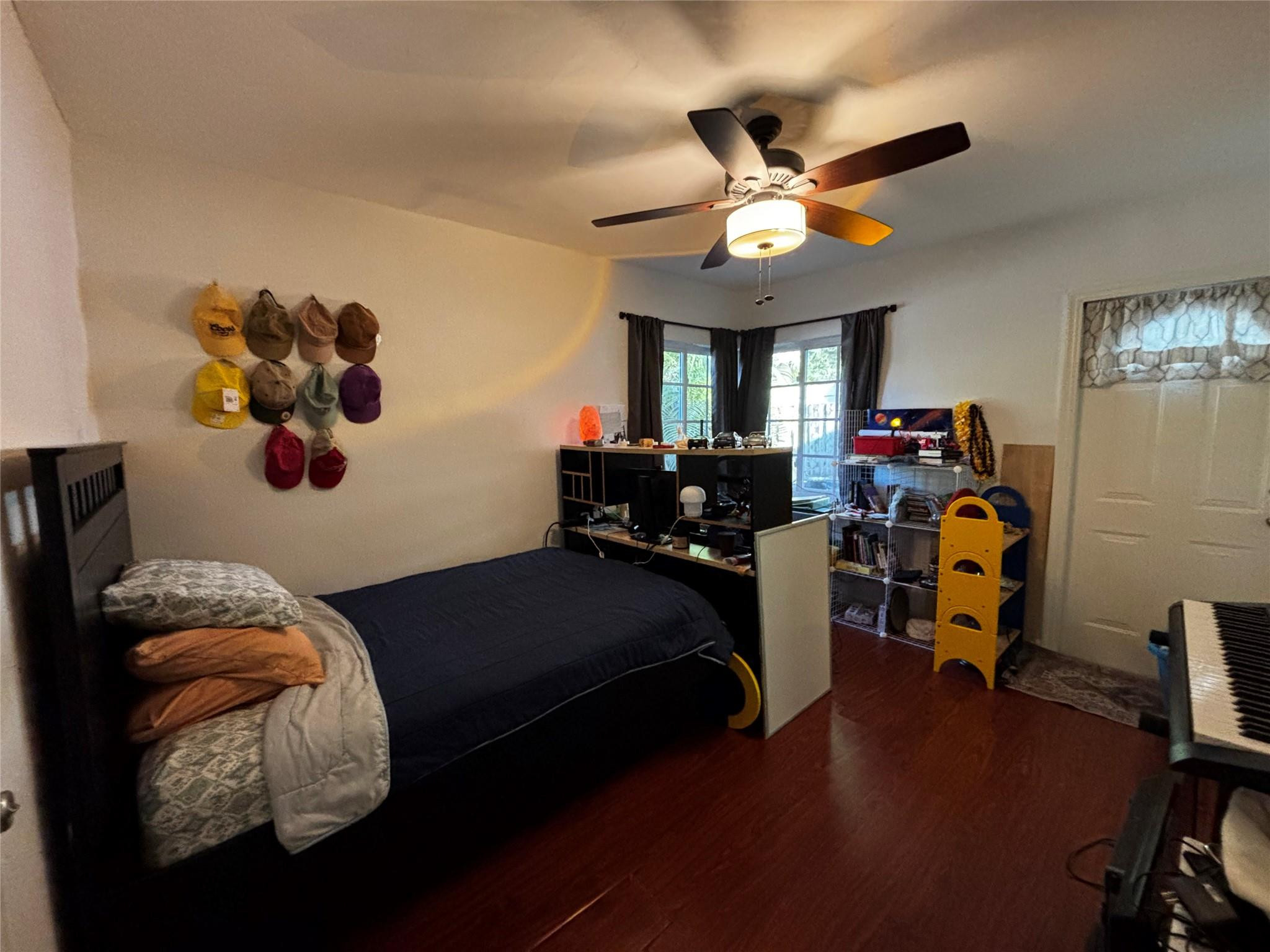 WAVERLY PLACE - Residential Lease
