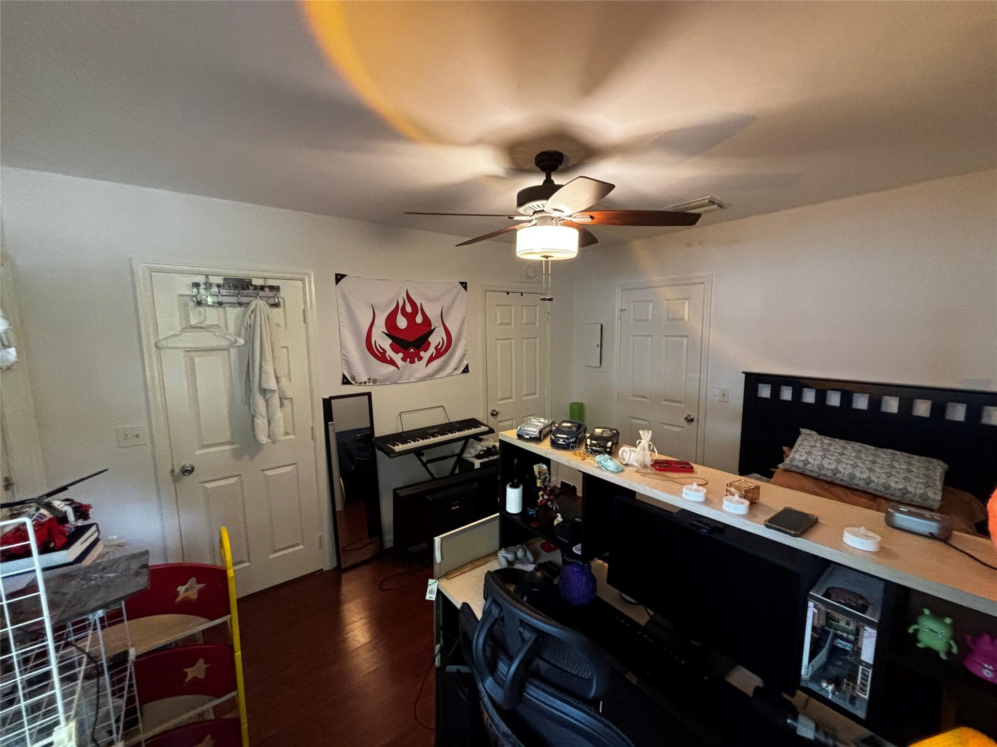 WAVERLY PLACE - Residential Lease