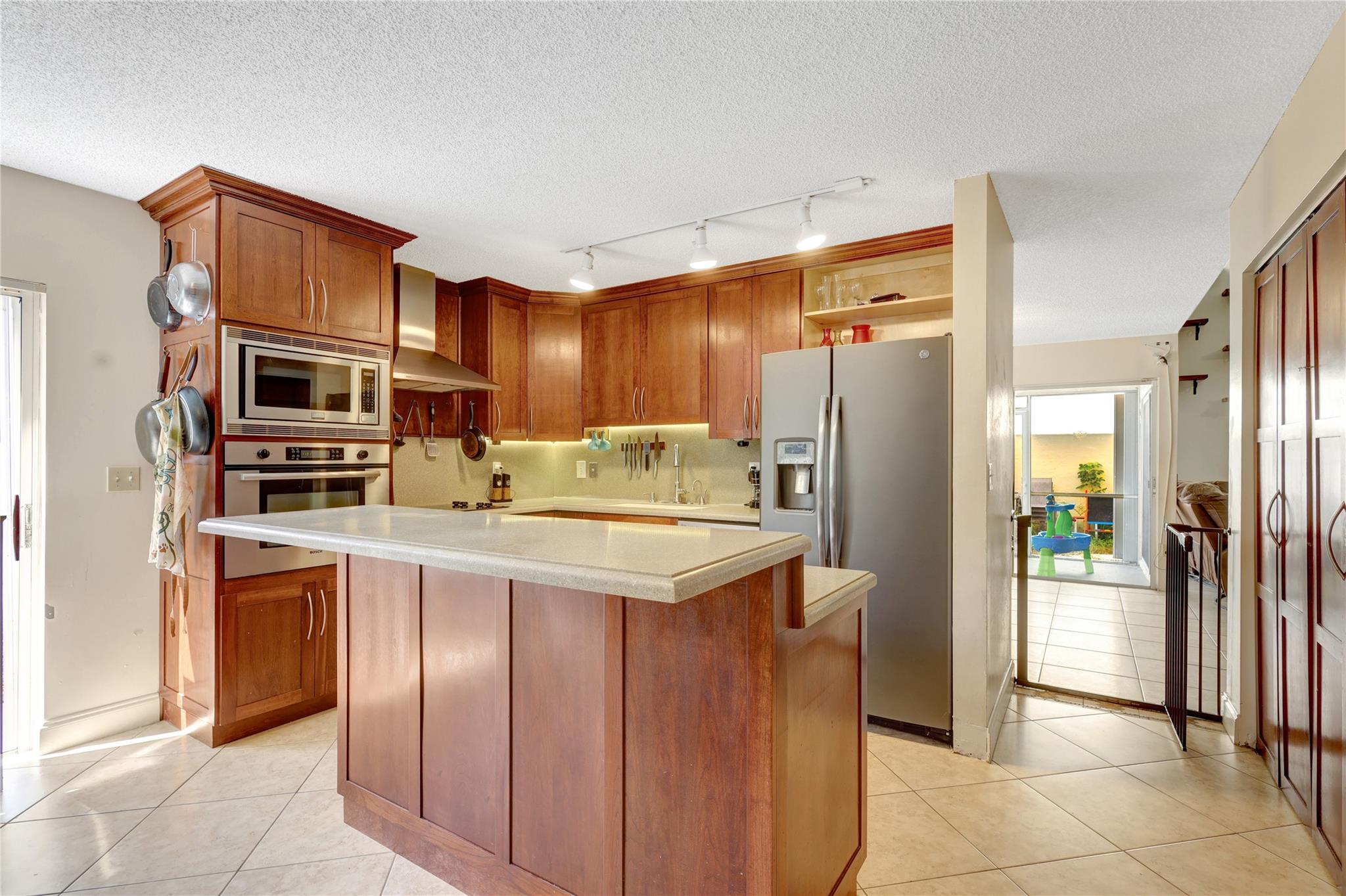 JACARANDA PARCEL 608 - Residential