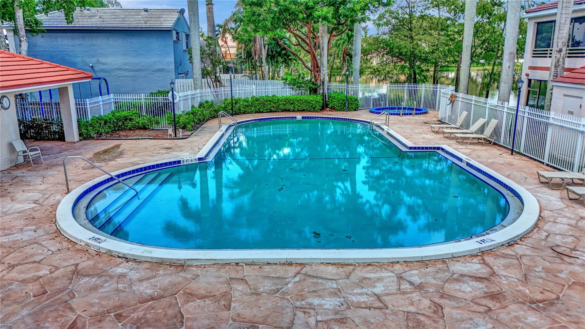 JACARANDA PARCEL 608 - Residential